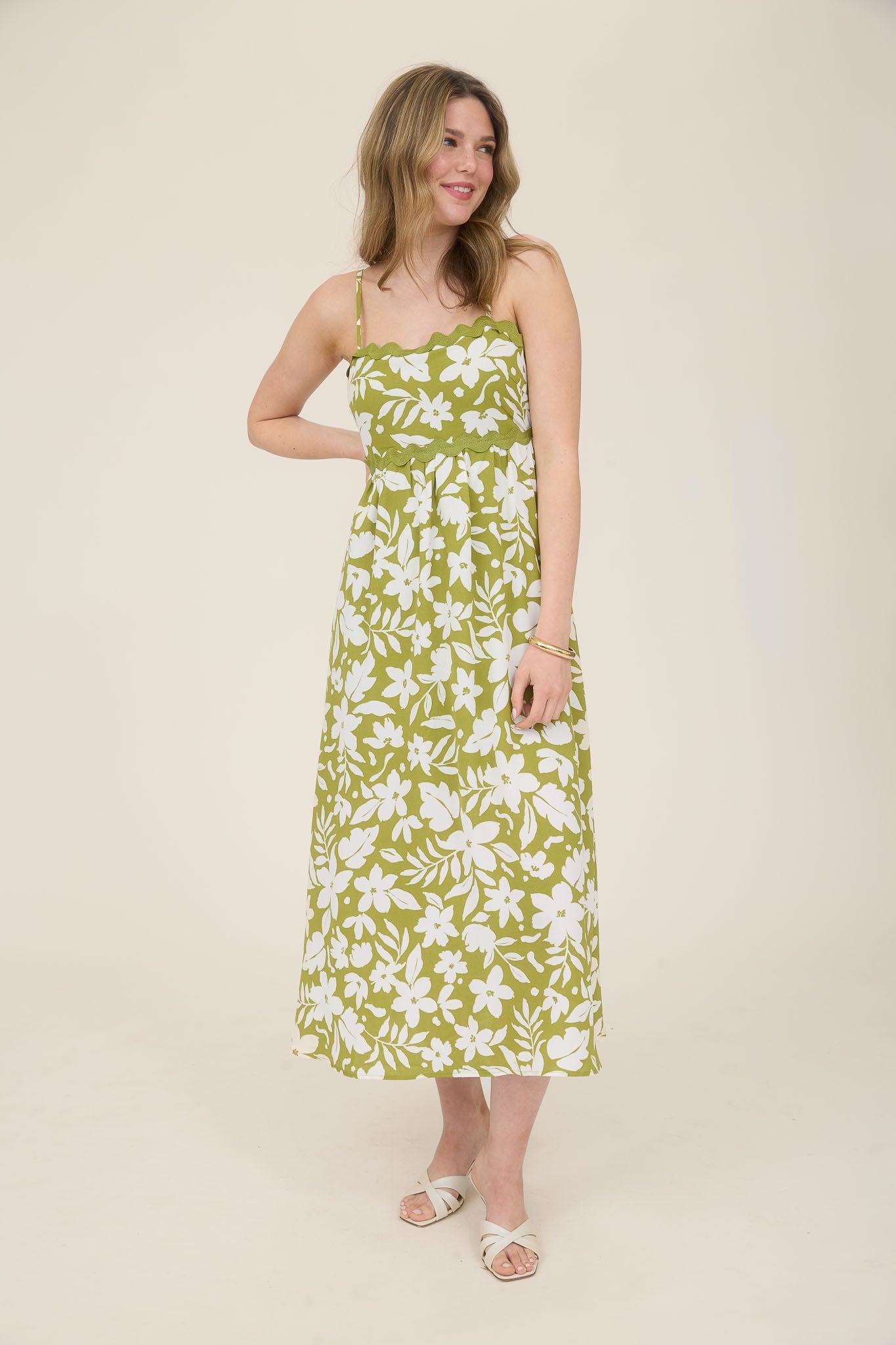 1004 Floral Back Tie Midi Dress