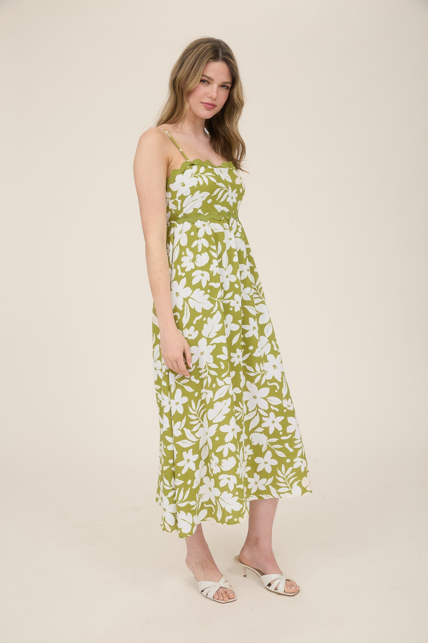 1004 Floral Back Tie Midi Dress