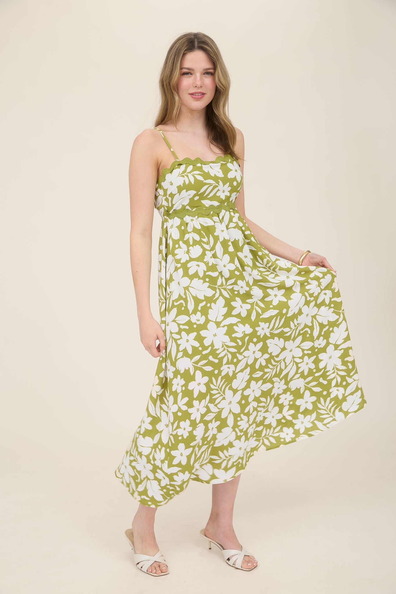 1004 Floral Back Tie Midi Dress