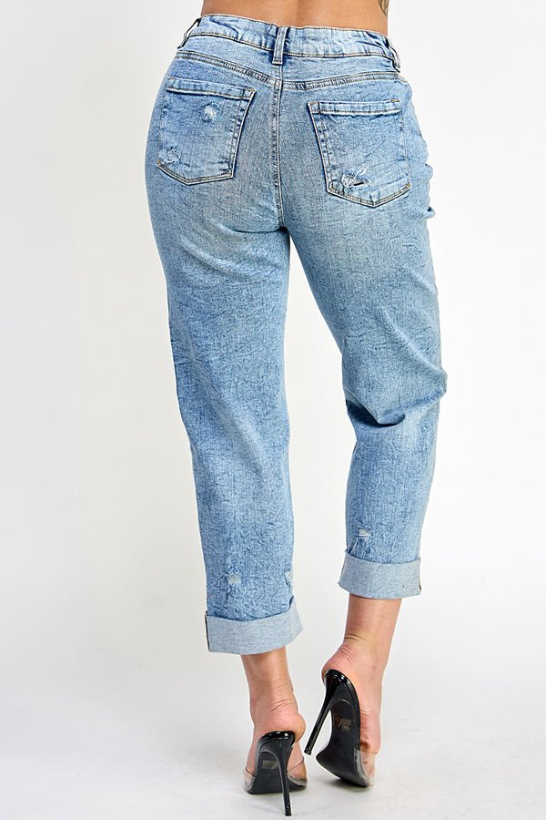 Distressed mom jeans, High-rise mom jeans, Stretch denim jeans, Vintage wash mom jeans, Ripped mom jeans, Relaxed fit jeans, Comfortable high-waisted jeans for women, Trendy distressed denim for everyday wear, Stretchy mom jeans with a flattering fit, Casual high-rise jeans with ripped details, Best mom jeans for effortless style, Retro denim style, 90s-inspired jeans, Classic mom jeans with stretch, Casual chic denim look, Everyday wear high-rise jeans