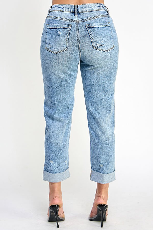 Distressed mom jeans, High-rise mom jeans, Stretch denim jeans, Vintage wash mom jeans, Ripped mom jeans, Relaxed fit jeans, Comfortable high-waisted jeans for women, Trendy distressed denim for everyday wear, Stretchy mom jeans with a flattering fit, Casual high-rise jeans with ripped details, Best mom jeans for effortless style, Retro denim style, 90s-inspired jeans, Classic mom jeans with stretch, Casual chic denim look, Everyday wear high-rise jeans